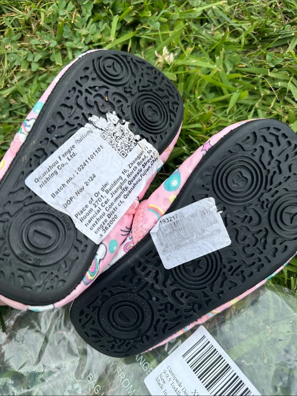 ✨FREE✨Pink Unicorn Slip-On Swim Shoes